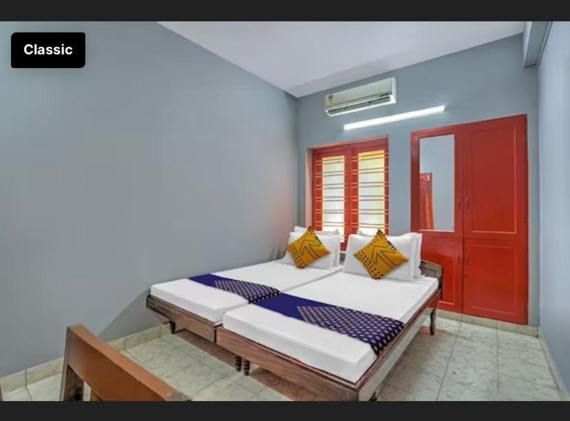 Ss Kkp Tourist Home Тривандрум Экстерьер фото